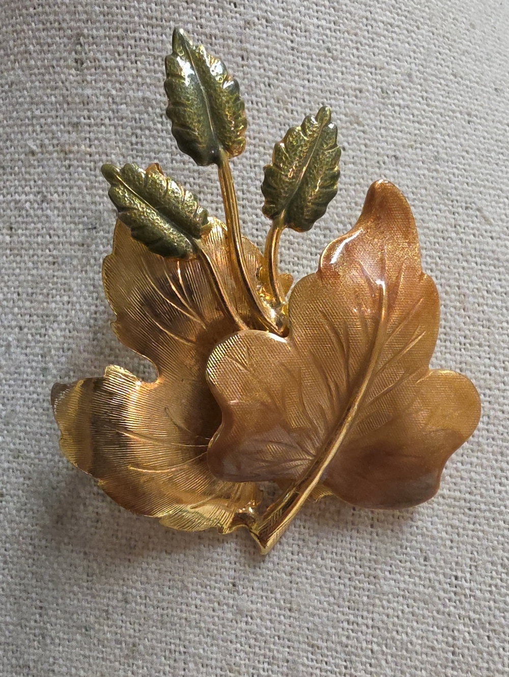 Vintage 1960s Unsigned Gold Tone Enameled Leaf  Autumn Botanical Brooch